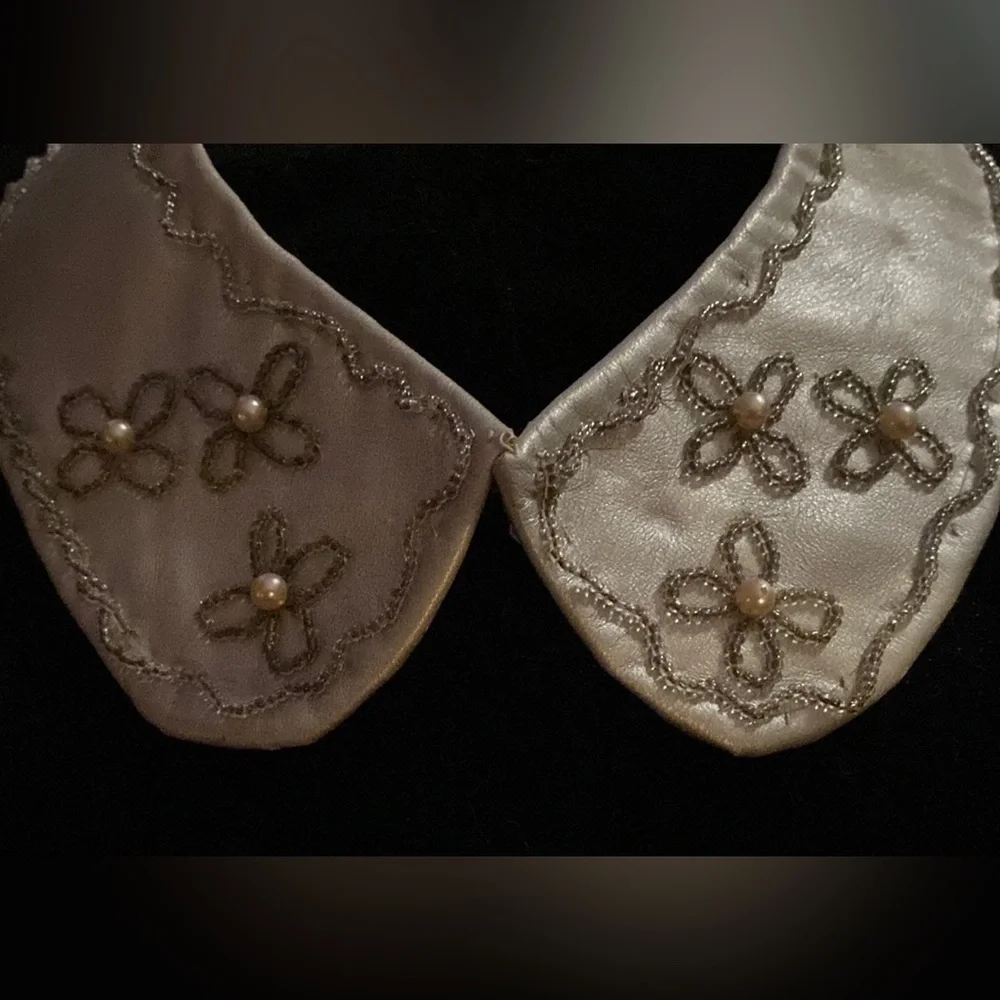 Vintage Sweater Collar - Picture 3 of 3